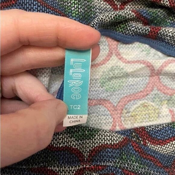 Lularoe TC2 Holiday Leggings "Christmas In The Countryside" • Vintage • NWOT - Picture 7 of 10